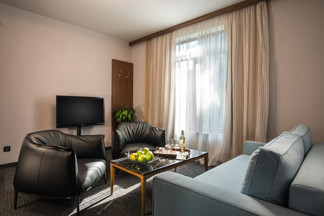 Uniqato Hotel Stara Zagora Eksteriør bilde